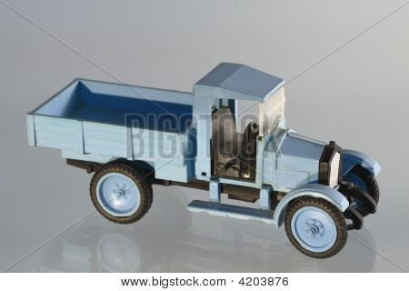 Model ciężarówki