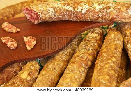 Salsiccia è servito
