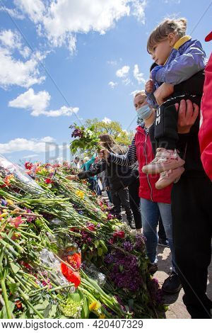 Odessa, Ukraine - May 9, 2021: Memorial Of Unknown Sailor Of Eternal Flame To Defenders Of Fatherlan