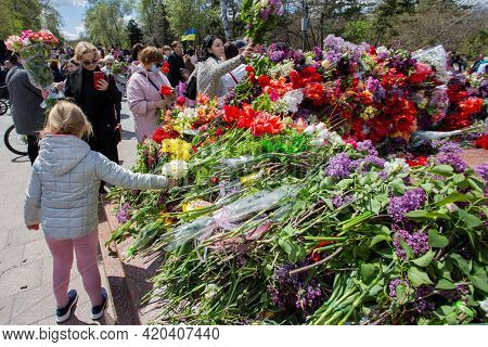 Odessa, Ukraine - May 9, 2021: Memorial Of Unknown Sailor Of Eternal Flame To Defenders Of Fatherlan