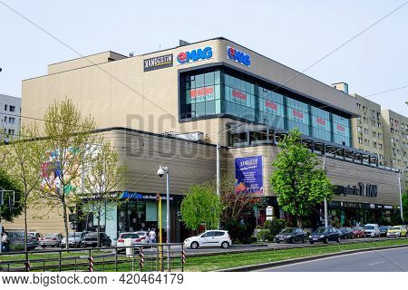 Bucharest, Romania - 1 May 2021: Galeriile Titan Supermarket In Titan Neighborhood In A Cloudy Morni
