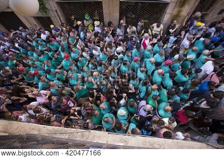 Tarragona, Spain, September 19, 2019 - Castells Team Vilafranca In Green Shirts Preparing To Build H