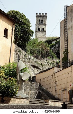 바르가 Tuscany.Italy에서 중세 언덕 마