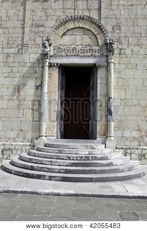 바르가 Tuscany.Italy에서 중세 언덕 마
