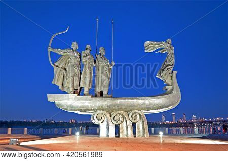 Kiev, Ukraine - May 09, 2021: Monument To The Founders Of Kiev (brothers Kyi, Schek, Horiv And Their