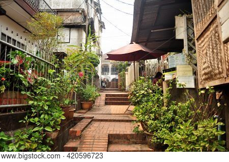 Footpath Way On Small Alley For Laotian People Foreign Travelers Travel Visit Walking Travel Visit A