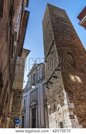 Fermo - historiske bygninger