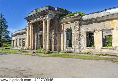 Abandoned Ruined Railway Station In Tquarchal (tkvarcheli), Abkhazia