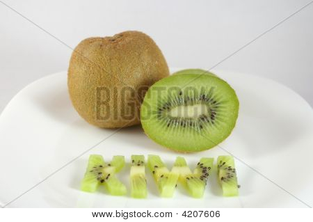 Kiwi Plate