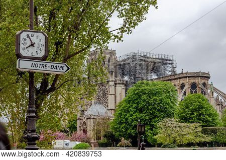 Paris, France - April 16, 2019: The Day After Notre-dame Destroyed By The Flames In Paris