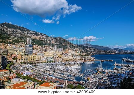 cidade de Porto do Principado de Mônaco e monte carlo no sul da França