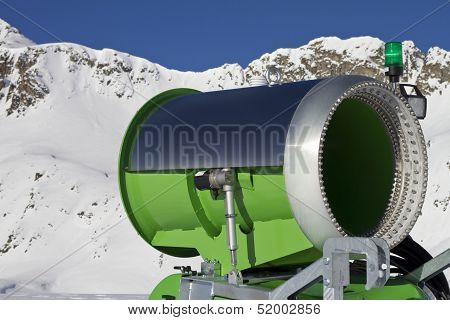 Single Snow Cannon