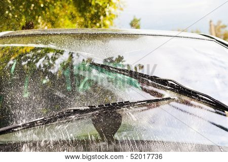 Car Wipers Wash Windshield