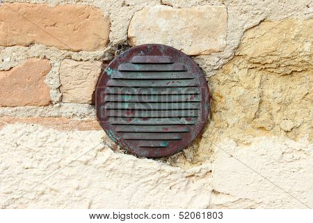 Wall with vent for safety