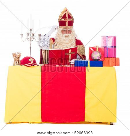 Sinterklaas Is Working