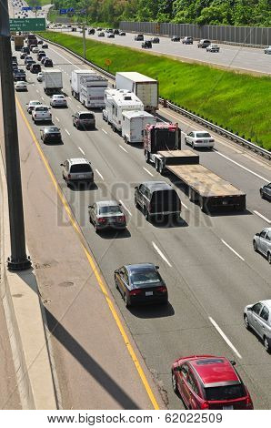 Busy multi-lane highway in a big city