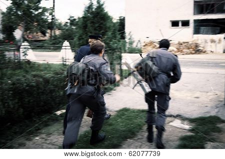 TURANJ, CROATIA, 07 SEPTEMBER 1993 ---- Croatian military police in battle against Serb troops during a pitched battle for control of territory south of Zagreb, Croatia.