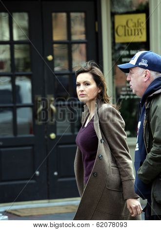 NYC - APRIL 15: Actress Mariska Hargitay on the set of Law And Order: SVU in New York City on Friday, April 15, 2011.