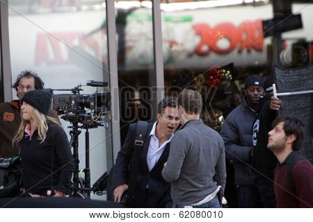 NEW YORK - OCT 15: Actor Mark Ruffalo shoots a scene on the set of 