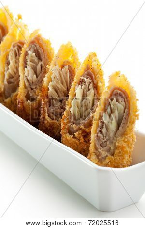 Deep Fried Pork Roll with Vegetables and Sauce