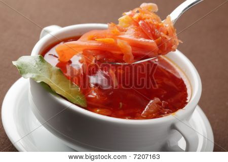 사탕 무 우 수프
