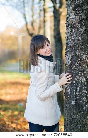 Girl in autumn Park