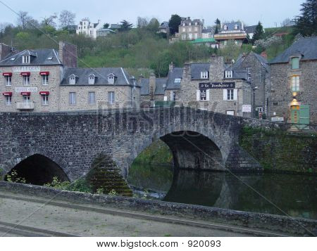 Dinan River
