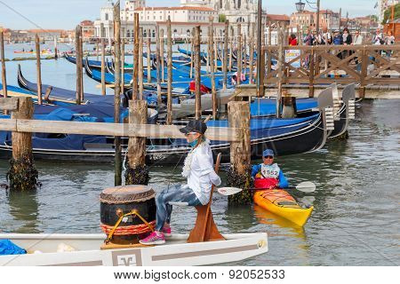 Italy. Venice. Vogalonga Regatta.