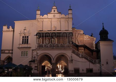 Krakow gece - Sukiennice