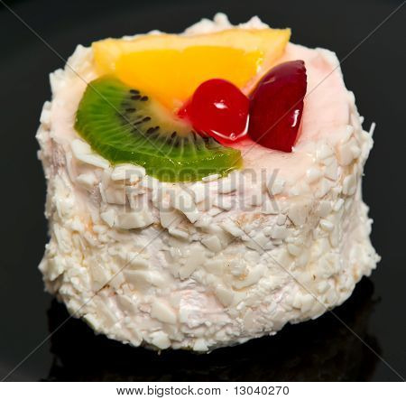 Bolo de Tutti Frutti