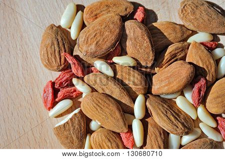 vegan natural closeup group of pinnoli gogi almond