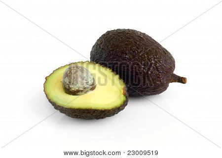 Entero y medio aguacate