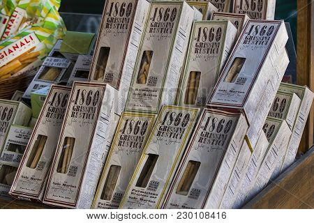 23 August 2017, Vienna, Austria:the Oldest In Vienna Is The Naschmarkt Market With Products Of Alcoh