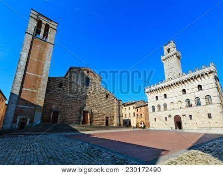 Montepulciano Main Square Piazza Grande With Communal Palace, Cathedral Of Santa Maria Assunta, Pala
