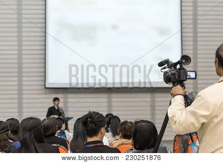 Seminar Training Workshop Event Video Recording Camera Man With Speaker Lecturer Giving Business Tal
