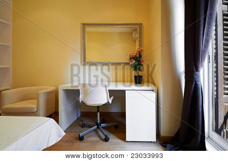 Design de interiores: Hotel vazio quarto closeup