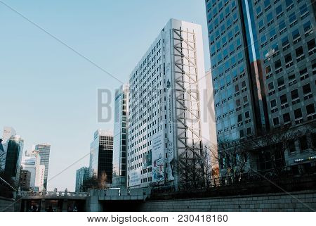 Seoul, South Korea - January 27th 2017: Urban Park Surrounding By Skycrappers At Cheonggyecheon Publ