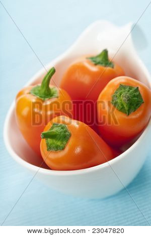 peperoni freschi arancione