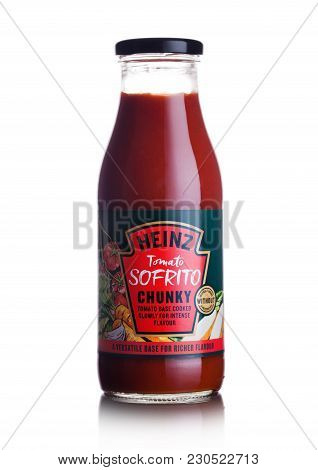 London, Uk - March 10, 2018 : Glass Bottle Of Heinz Tomato Sofrito Chunky Tomato Base On White.