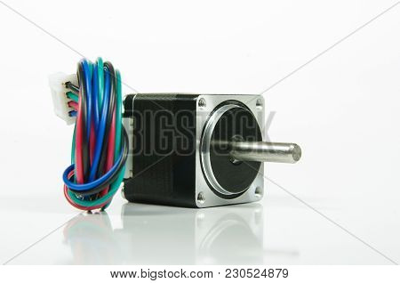 Stepper Motor With Wires And Connector Isolated