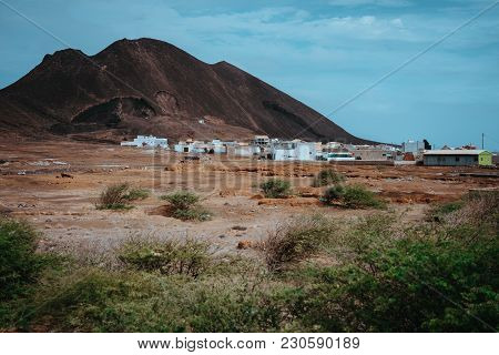 Local Dwelling In Front Of Calhau Volcanic Crater, Cape Verde - Sao Vicente Island. Single Martian L