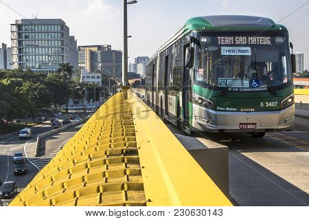 Sao Paulo, Brazil, December 14, 2017. Articulated Bus Traffic On The Tiradentes Express, Formerly 