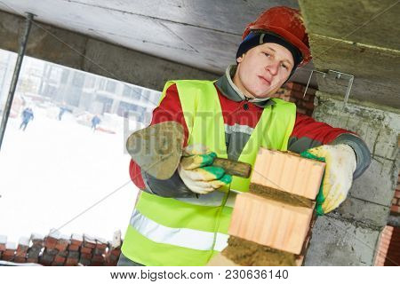construction worker bricklayer