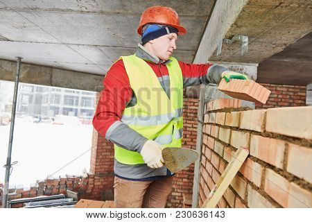 construction worker bricklayer