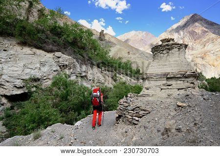 Traveller On The Trekking In Ladakh, Karakorum ,this Region Is A Purpose Of Motorcycle Expeditions O