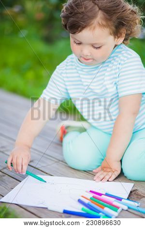 Adorable Little Girl Drawing With Felt-tip Pens Outdoors. Summer Leisure. Talantes Kids, Early Art E