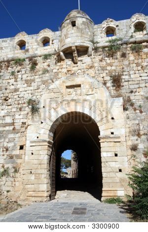 Castelo de Fortetza (portão)