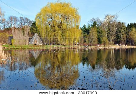 ภูมิทัศน์น้ำพุในสวนพฤกษศาสตร์ของมอนทรีออล ควิเบก แคนาดา