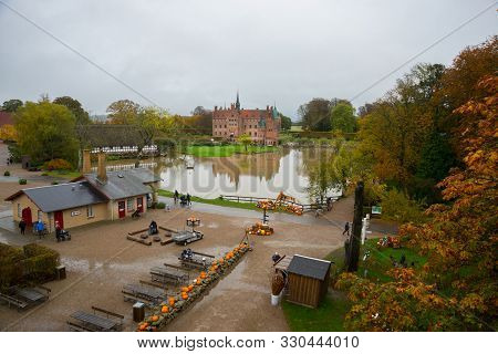 Egeskov, Denmark: Egeskov Castle Egeskov Slot Located In The South Of The Island Of Funen In Denmark