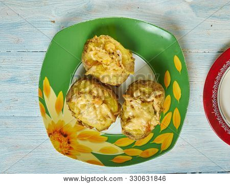 Papas Rellenas De Pollo